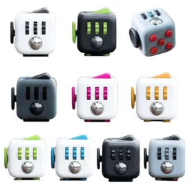 Mini Fidget Cube Toy Vinyl Desk Finger Toys Squeeze Fun Stress Reliever 3.3cm High Quality Antistress Cubo