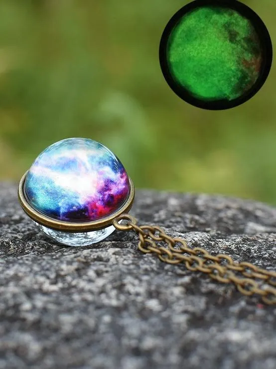 Science Fiction Universe Starry Sky Light Shining Hand Pendant